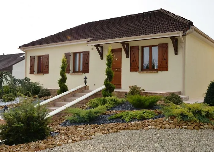 Photo de Gîte Maizières-la-Grande-Paroisse, 4 pièces, 6 personnes - FR-1-543-186