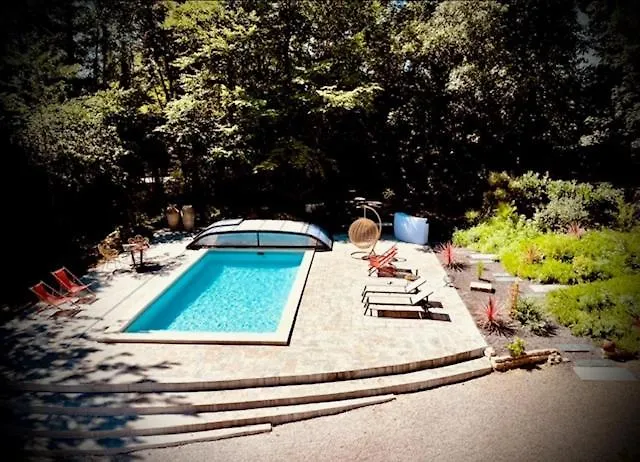 Domaine De La Croix De Saint Lambert Bed & Breakfast Poix-Terron photo