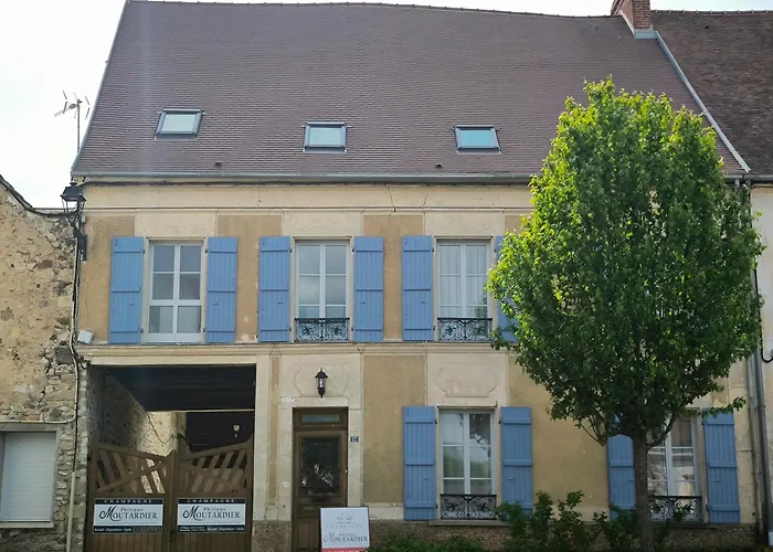 Photo de Gîte Champagne Philippe Moutardier - Chambre Arôme Chezy-Sur-Marne