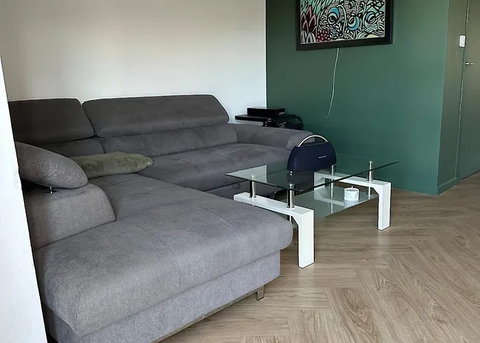 Cozy Apartment 3 - 4 People, Air Conditioning, Parking, Crossfit Access Taissy photo