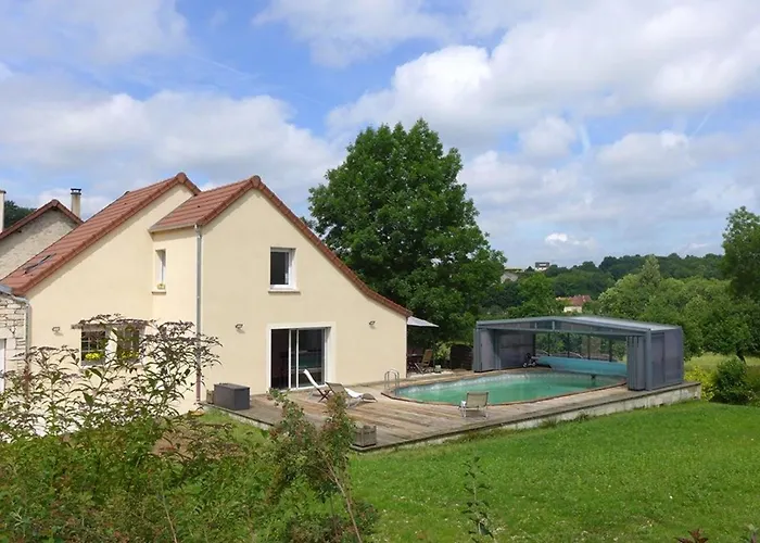 Gite Haut De Gamme Avec Piscine Privee, Salle De Jeux Et Equipements Pour Un Sejour Tout Confort. - Fr-1-611-48 Foulain foto