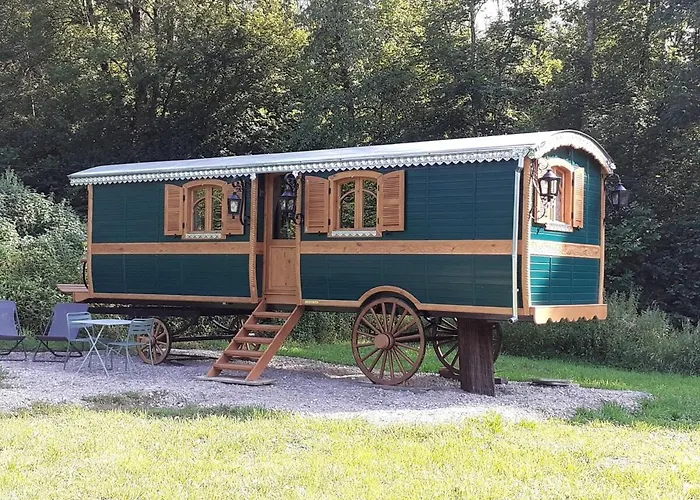 Roulotte Cosy Le Chene Vert Brennes Foto