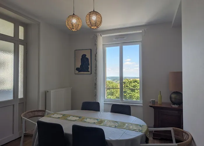 Aux Noces De Paulette - Charmante Maison Sur Les Remparts Langres Foto