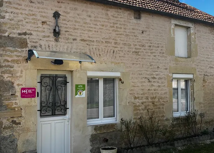 Chateauvillain Gite Au Petit Cafe תמונה