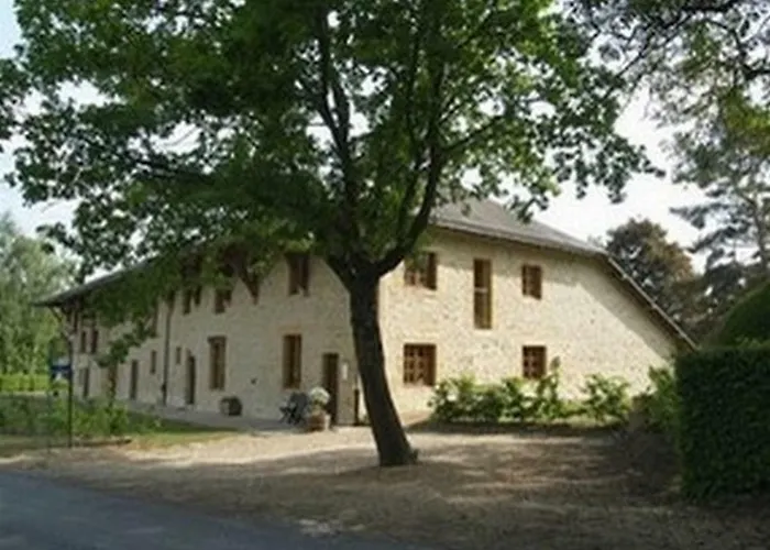 La Correrie Hotel Les Grandes-Armoises photo